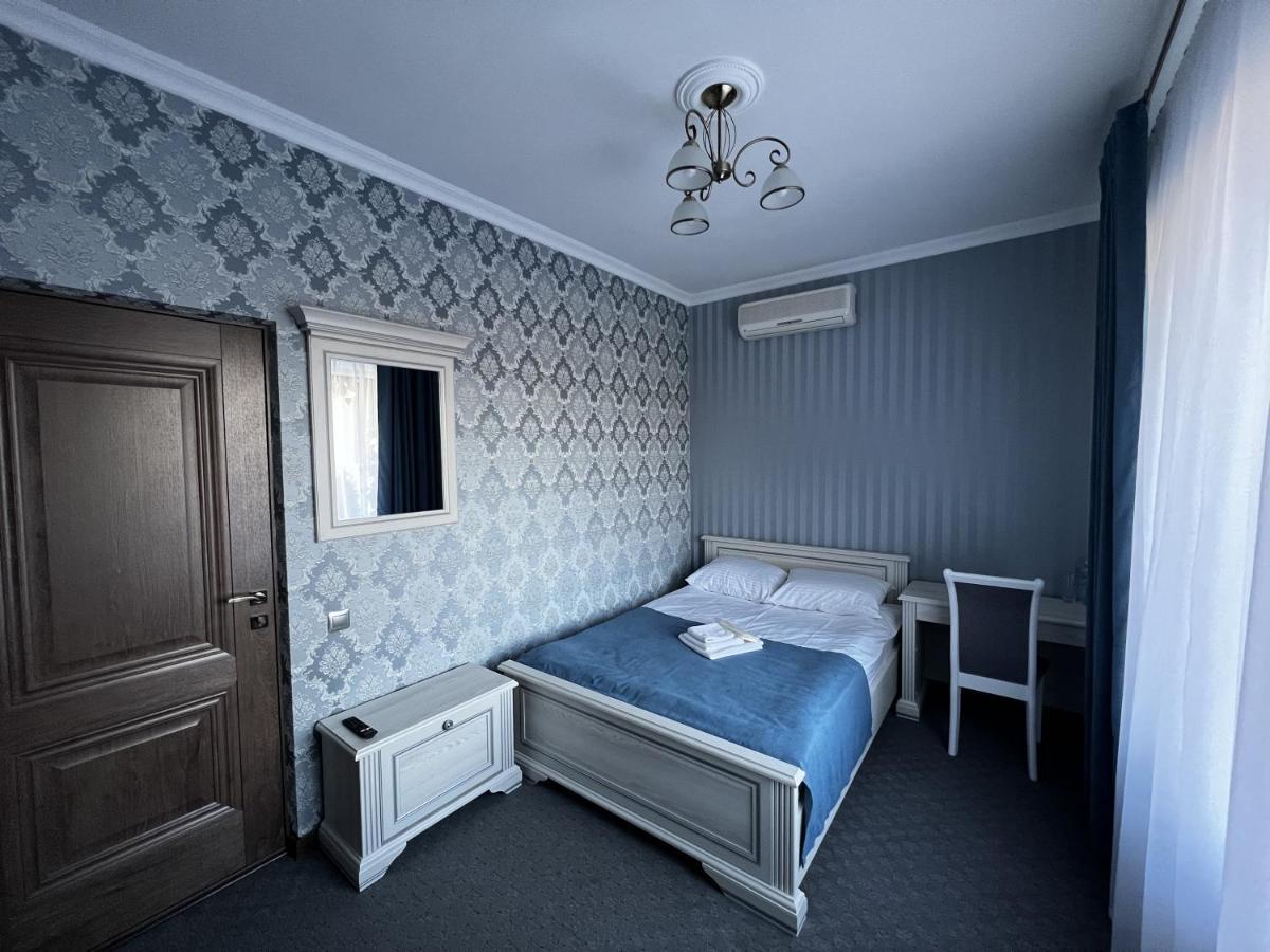Hotel Zolotoy Fazan Mykolaiv Exterior foto