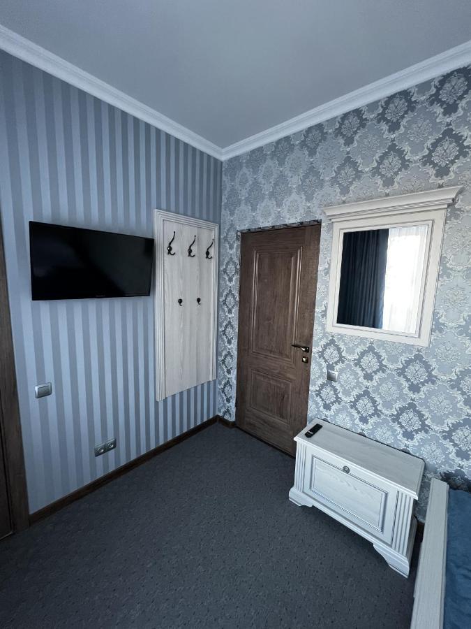 Hotel Zolotoy Fazan Mykolaiv Exterior foto