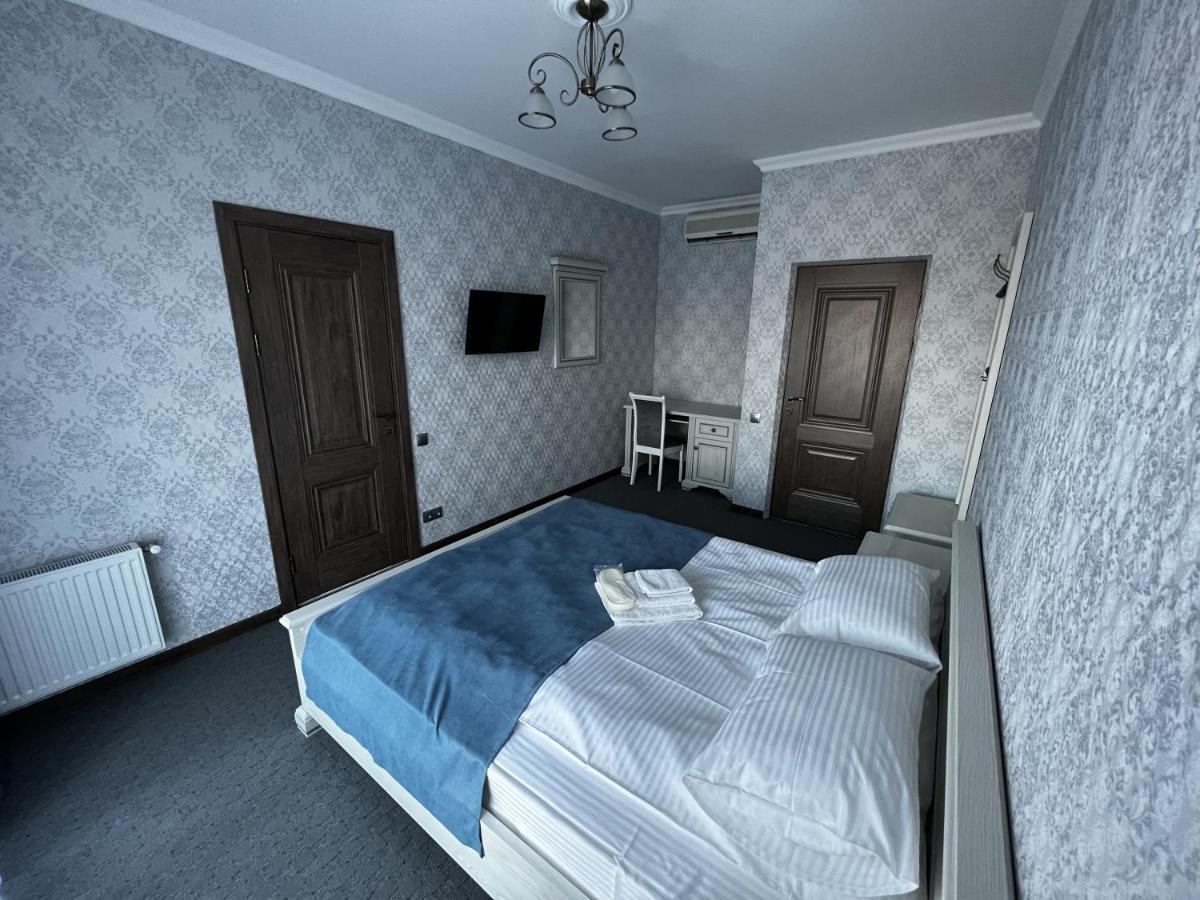 Hotel Zolotoy Fazan Mykolaiv Exterior foto