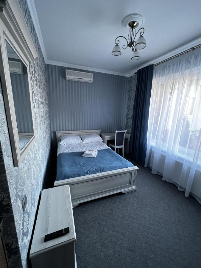 Hotel Zolotoy Fazan Mykolaiv Exterior foto